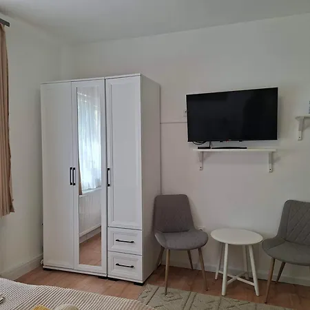 Emma Apartment *