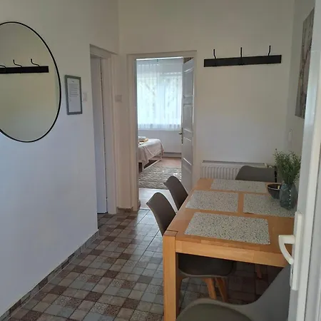 Emma 公寓 韦切什